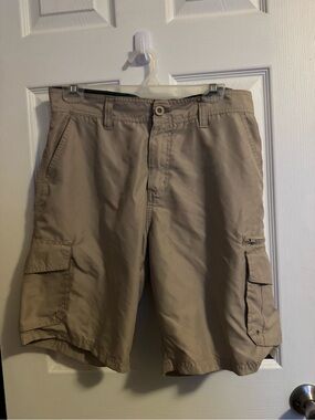 burnside Tan Cargo Shorts with Multiple Pockets